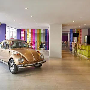 Hotel Ibis Styles - 1 Quadra Do Mar ***